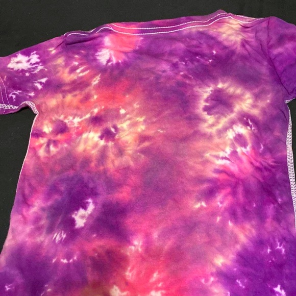 Cute tie dye T-shirt! I can do any pattern you want me to do! - Picture 2 of 2